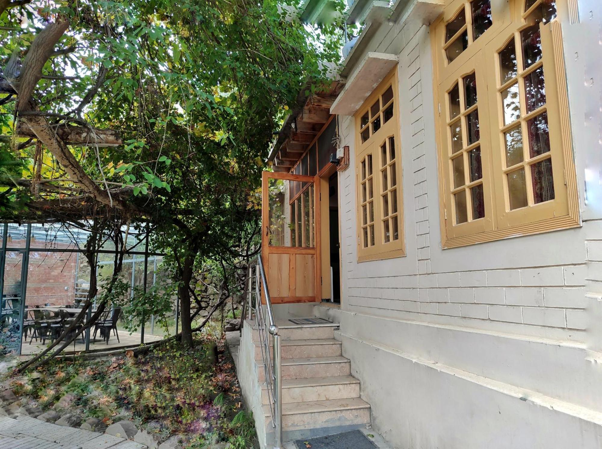 Grapes Garden Resort Hunza Karimabad  Bagian luar foto